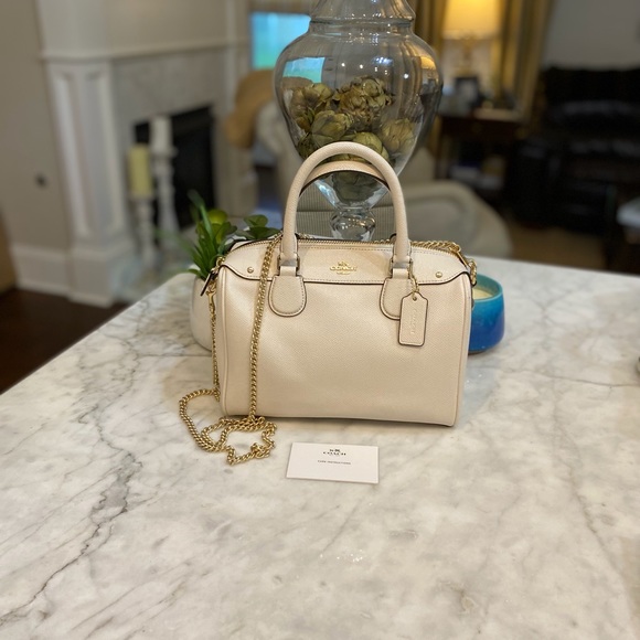 Coach Handbags - COACH MINI BENNETT SATCHEL!🤍